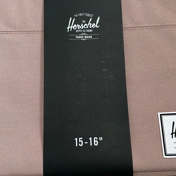 Herschel 15-16” Sleeve - Picture 2 of 4